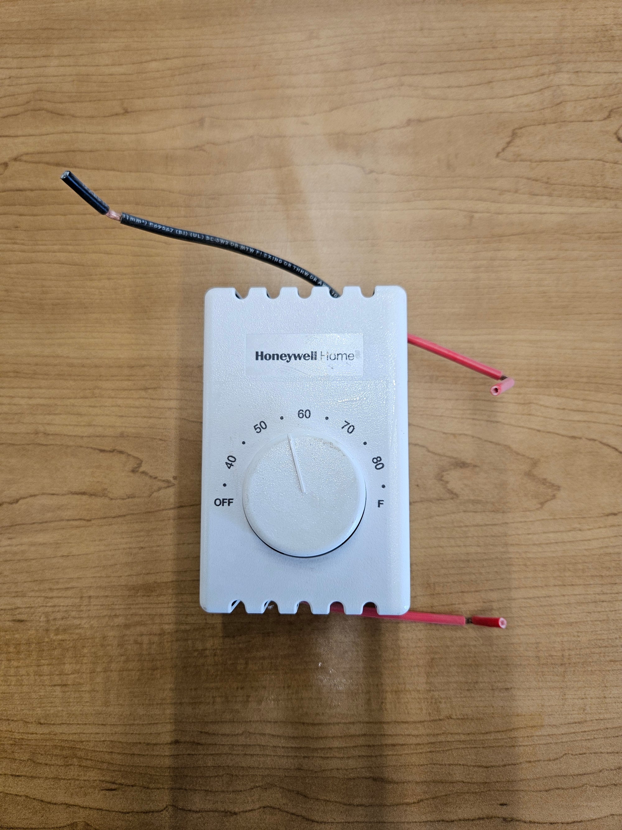 1267 Thermostat, Line Voltage, W/OFF, 120V