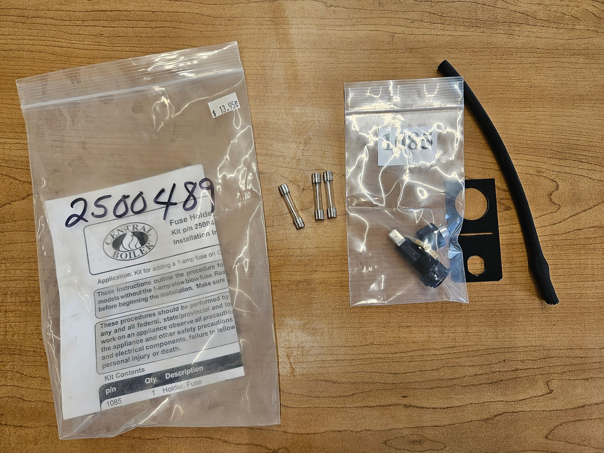 2500489 Kit, Fuse Holder Mount, CL